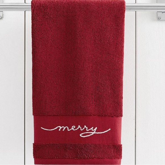 Pottery Barn Merry Hand Towel 20" w x 30" l Holidays/ Christmas Decor - Picture 1 of 6